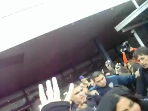 Demi Lovato at the airport. Argentina. 2012 1181