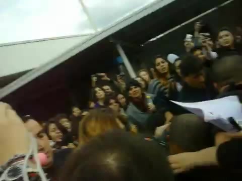 Demi Lovato at the airport. Argentina. 2012 1412