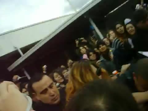 Demi Lovato at the airport. Argentina. 2012 1421