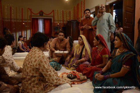 33 - Iss Pyaar Ko Kya Naam Doon - Picture Gallery II