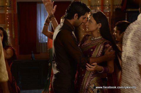 43 - Iss Pyaar Ko Kya Naam Doon - Picture Gallery II