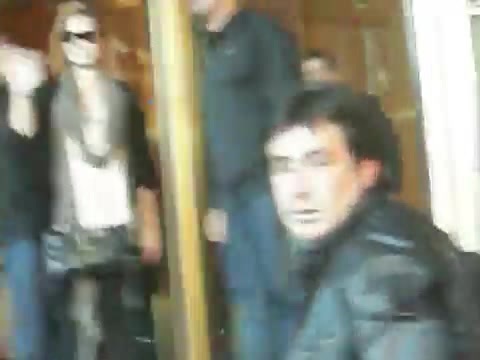 Demi Lovato Saludando en el hotel Radisson Uruguay 29_04_12 0162 Demi Lovato Saludando en el hotel Radisson Uruguay 29_04_12 0162