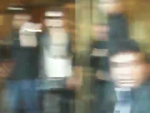 Demi Lovato Saludando en el hotel Radisson Uruguay 29_04_12 0213