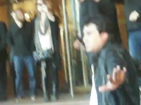Demi Lovato Saludando en el hotel Radisson Uruguay 29_04_12 0519