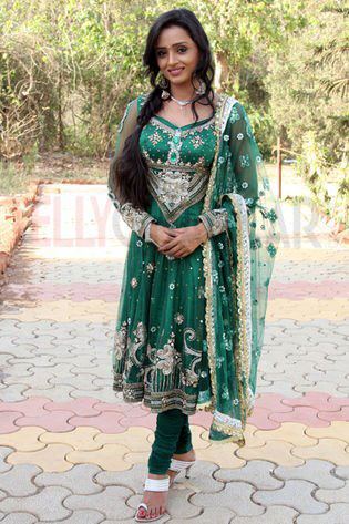 580578_320708497999076_112853995451195_758025_338347235_n - Parul Chauhan At Amrit Manthan