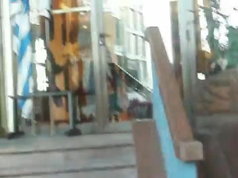 Demi Lovato Saludando en el hotel Radisson Uruguay 29_04_12 1163