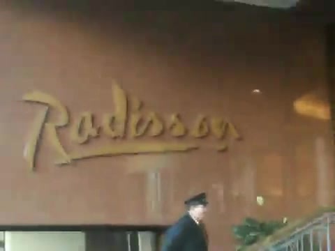 Demi Lovato Saludando en el hotel Radisson Uruguay 29_04_12 1498 - Demi Saludando en el hotel Radisson Uruguay Part oo2