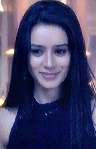 Bine cum zici tu gelosule.Noapte buna