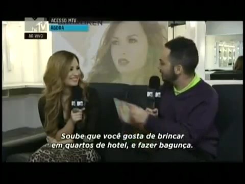 Demi in the hotel room (3) - Demi said I Threw Meat On The Walls Cause I Was Vegetarian to MTV Brazil