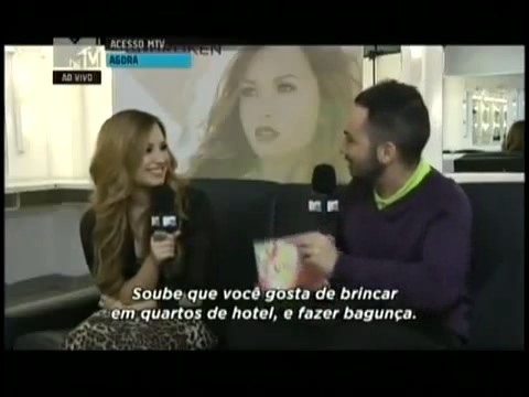 Demi in the hotel room (9) - Demi said I Threw Meat On The Walls Cause I Was Vegetarian to MTV Brazil