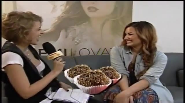 Demi Lovato Loves Brigadeiro [Brazilian Fudge Truffles] 332
