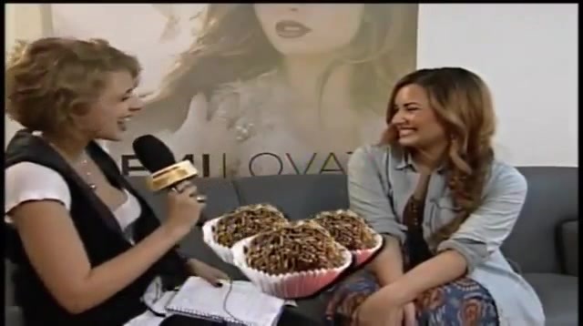 Demi Lovato Loves Brigadeiro [Brazilian Fudge Truffles] 348