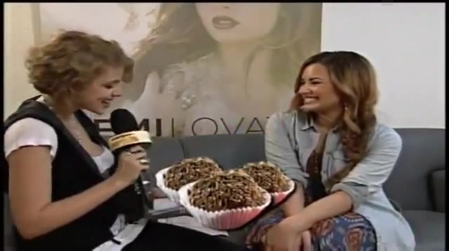 Demi Lovato Loves Brigadeiro [Brazilian Fudge Truffles] 372