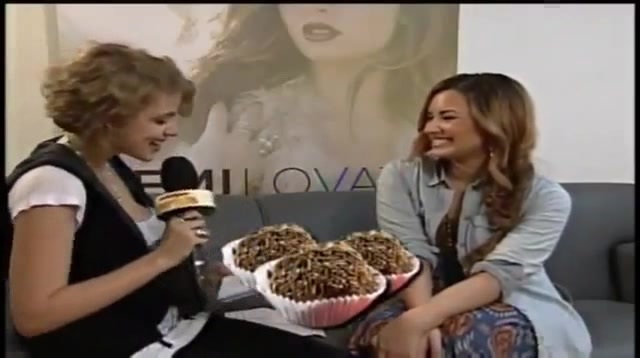 Demi Lovato Loves Brigadeiro [Brazilian Fudge Truffles] 377