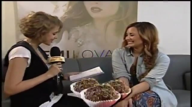 Demi Lovato Loves Brigadeiro [Brazilian Fudge Truffles] 417