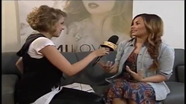 Demi Lovato Talks About Almost Hitting Paul McCartney (474)