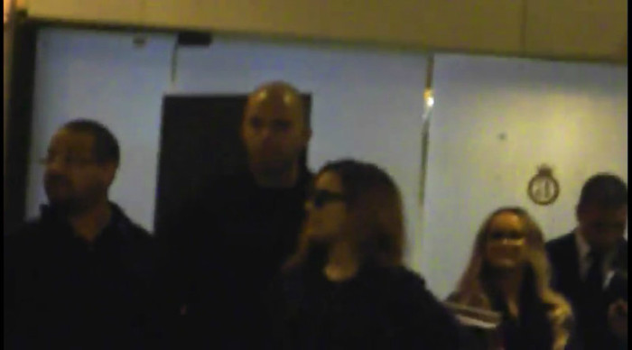 bscap0010 - Demi Lovato no hotel Sheraton Sao Paulo 30 04 12