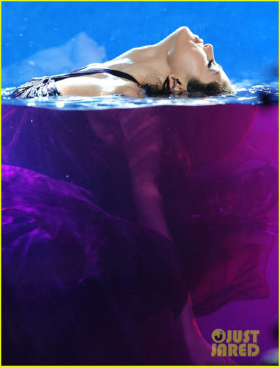 selena-gomez-fragrance-03