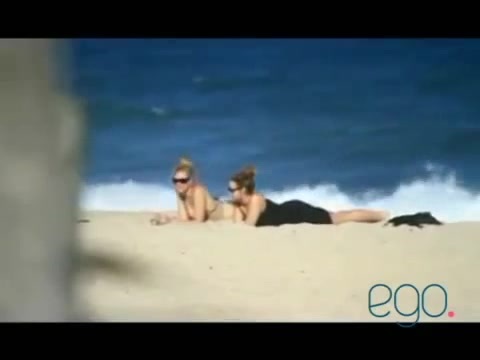 Demi Lovato in the beach - Rio de Janeiro - BRAZIL 0101