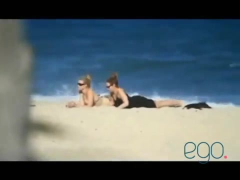 Demi Lovato in the beach - Rio de Janeiro - BRAZIL 0123