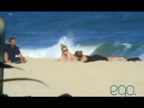 Demi Lovato in the beach - Rio de Janeiro - BRAZIL 0274