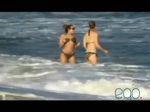 Demi Lovato in the beach - Rio de Janeiro - BRAZIL 0298 - Demi in the beach - Rio de Janeiro - BRAZIL