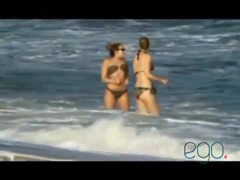 Demi Lovato in the beach - Rio de Janeiro - BRAZIL 0304
