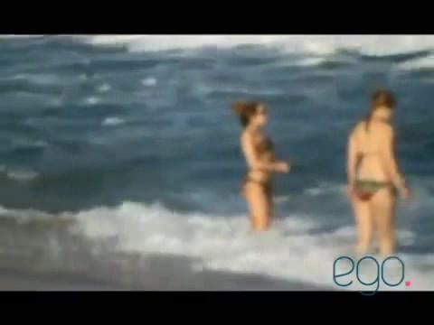 Demi Lovato in the beach - Rio de Janeiro - BRAZIL 0380