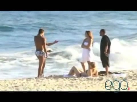 Demi Lovato in the beach - Rio de Janeiro - BRAZIL 0454
