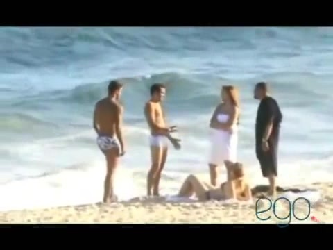 Demi Lovato in the beach - Rio de Janeiro - BRAZIL 0512 - Demi in the beach - Rio de Janeiro - BRAZIL Part oo1