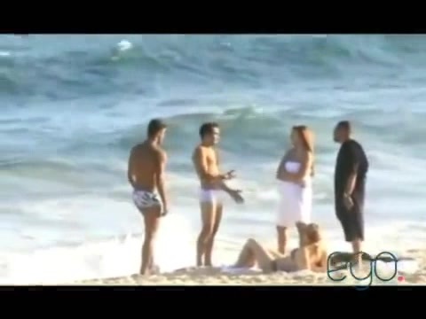 Demi Lovato in the beach - Rio de Janeiro - BRAZIL 0515 - Demi in the beach - Rio de Janeiro - BRAZIL Part oo1