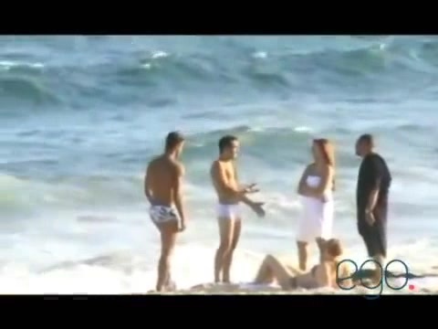 Demi Lovato in the beach - Rio de Janeiro - BRAZIL 0518 - Demi in the beach - Rio de Janeiro - BRAZIL Part oo1