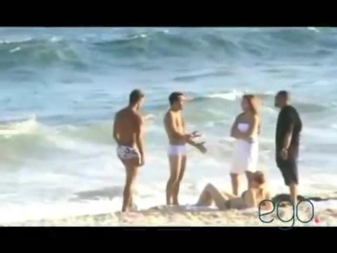 Demi Lovato in the beach - Rio de Janeiro - BRAZIL 0524 - Demi in the beach - Rio de Janeiro - BRAZIL Part oo1