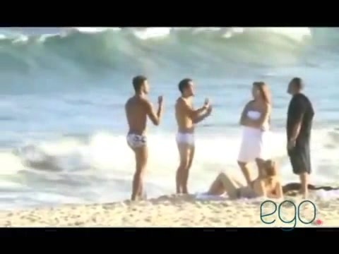 Demi Lovato in the beach - Rio de Janeiro - BRAZIL 0564 Demi Lovato in the beach - Rio de Janeiro - BRAZIL 0564