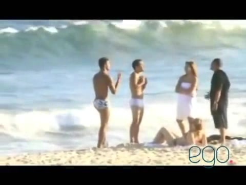 Demi Lovato in the beach - Rio de Janeiro - BRAZIL 0568 Demi Lovato in the beach - Rio de Janeiro - BRAZIL 0568