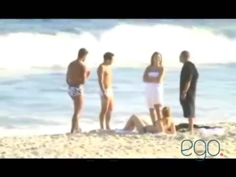 Demi Lovato in the beach - Rio de Janeiro - BRAZIL 0620 Demi Lovato in the beach - Rio de Janeiro - BRAZIL 0620