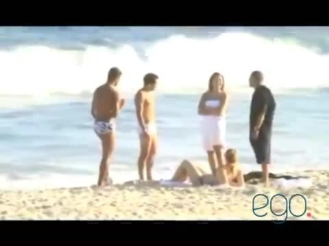 Demi Lovato in the beach - Rio de Janeiro - BRAZIL 0621 Demi Lovato in the beach - Rio de Janeiro - BRAZIL 0621