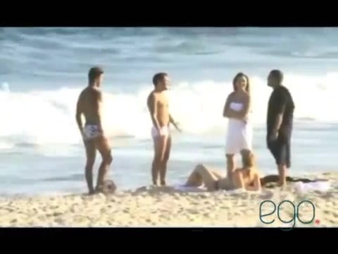 Demi Lovato in the beach - Rio de Janeiro - BRAZIL 0670 Demi Lovato in the beach - Rio de Janeiro - BRAZIL 0670