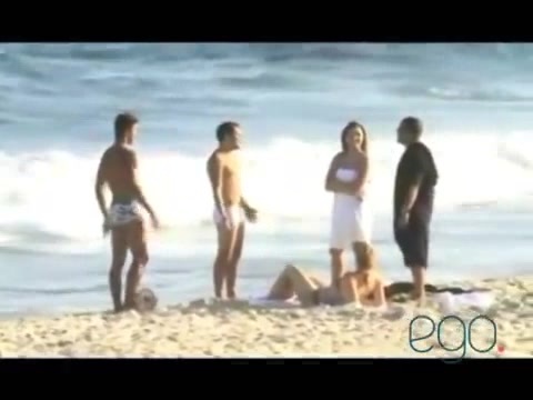 Demi Lovato in the beach - Rio de Janeiro - BRAZIL 0674 Demi Lovato in the beach - Rio de Janeiro - BRAZIL 0674