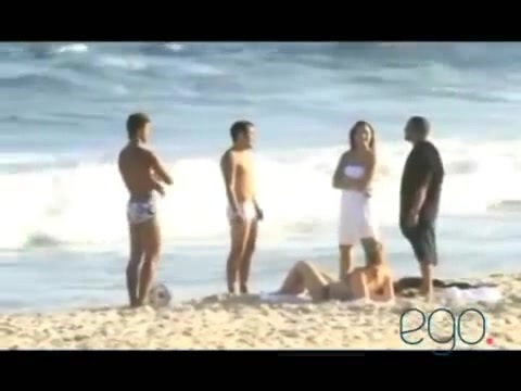 Demi Lovato in the beach - Rio de Janeiro - BRAZIL 0682 Demi Lovato in the beach - Rio de Janeiro - BRAZIL 0682