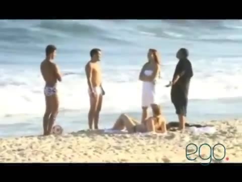 Demi Lovato in the beach - Rio de Janeiro - BRAZIL 0705 - Demi in the beach - Rio de Janeiro - BRAZIL Part oo1