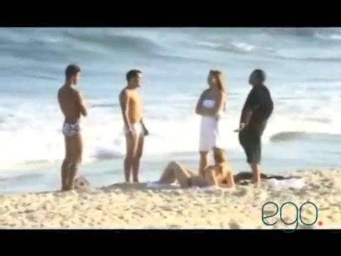 Demi Lovato in the beach - Rio de Janeiro - BRAZIL 0709 Demi Lovato in the beach - Rio de Janeiro - BRAZIL 0709