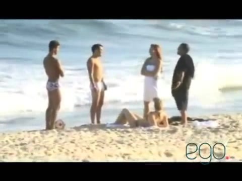 Demi Lovato in the beach - Rio de Janeiro - BRAZIL 0712 Demi Lovato in the beach - Rio de Janeiro - BRAZIL 0712