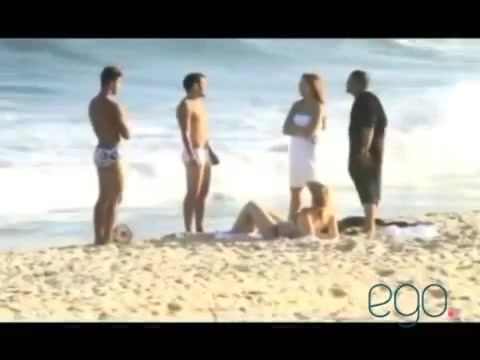 Demi Lovato in the beach - Rio de Janeiro - BRAZIL 0720 Demi Lovato in the beach - Rio de Janeiro - BRAZIL 0720