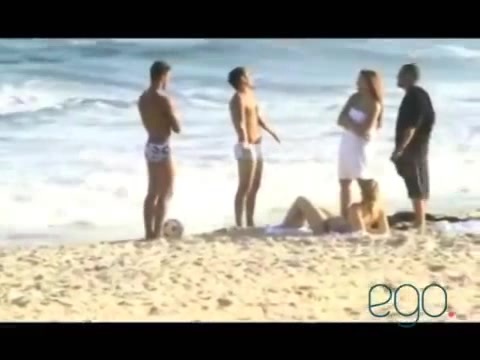 Demi Lovato in the beach - Rio de Janeiro - BRAZIL 0742