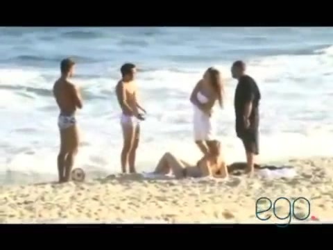 Demi Lovato in the beach - Rio de Janeiro - BRAZIL 0763 Demi Lovato in the beach - Rio de Janeiro - BRAZIL 0763