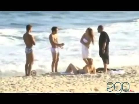 Demi Lovato in the beach - Rio de Janeiro - BRAZIL 0764 Demi Lovato in the beach - Rio de Janeiro - BRAZIL 0764