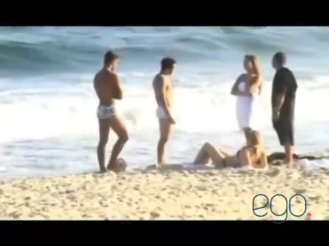 Demi Lovato in the beach - Rio de Janeiro - BRAZIL 0845 Demi Lovato in the beach - Rio de Janeiro - BRAZIL 0845