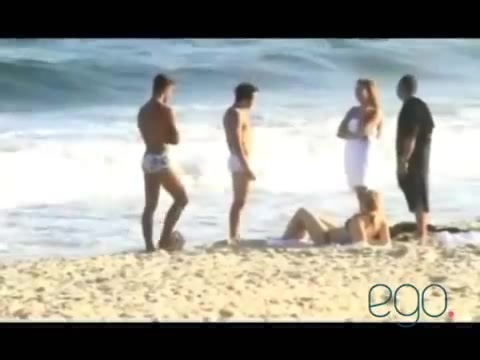 Demi Lovato in the beach - Rio de Janeiro - BRAZIL 0846 Demi Lovato in the beach - Rio de Janeiro - BRAZIL 0846