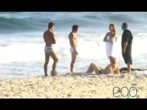 Demi Lovato in the beach - Rio de Janeiro - BRAZIL 0848 Demi Lovato in the beach - Rio de Janeiro - BRAZIL 0848